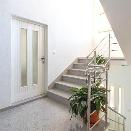 アパート La Mare